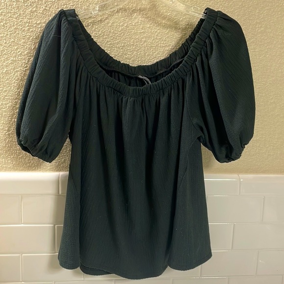 Anthropologie Black A-line On or Off the Shoulder top. EUC . Size M - Picture 1 of 6